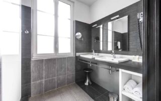 Hotel Le Saint Paul Chambre Deluxe douche moderne